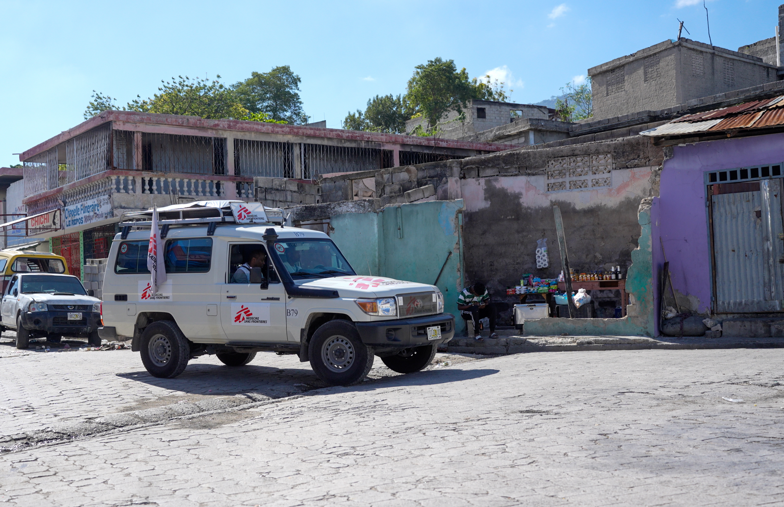 MSF ambulance