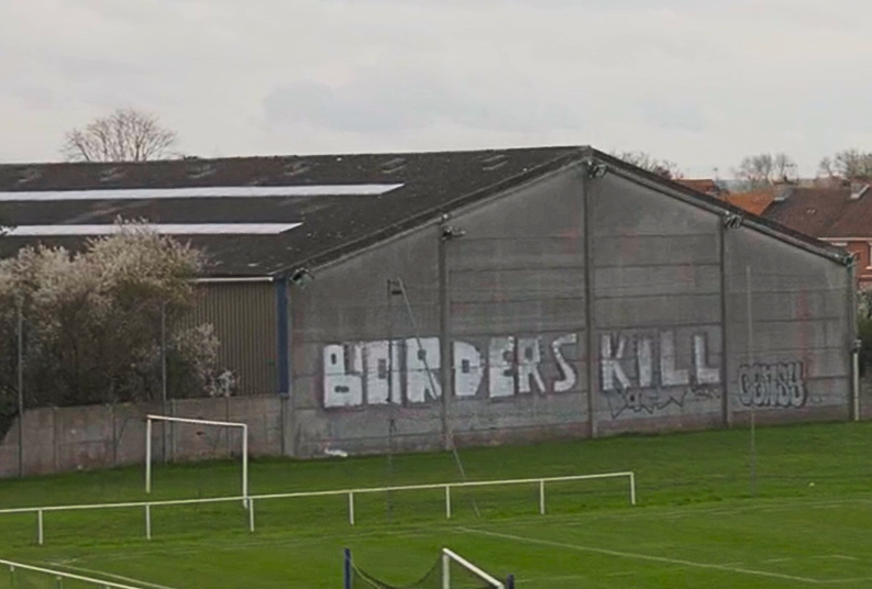 Borders kill