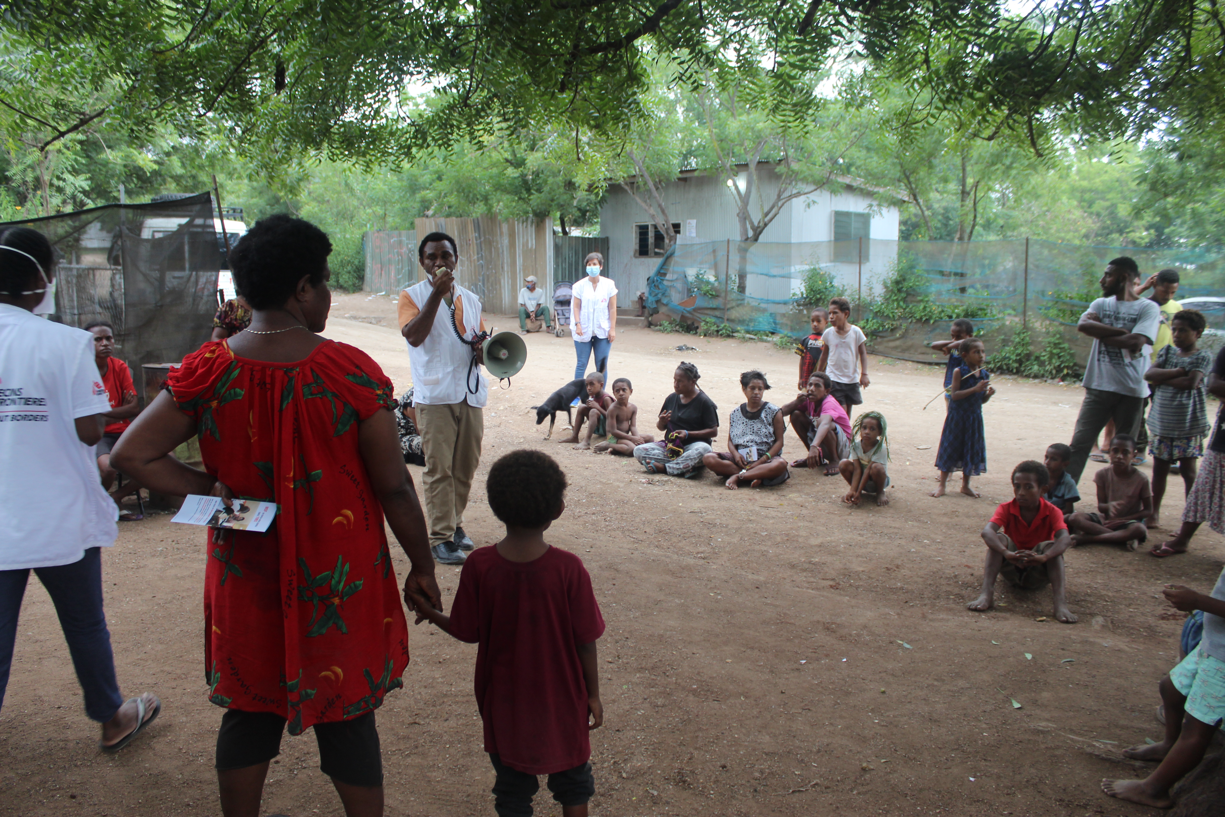 Een tuberculose sensibiliseringteam in Papoea-Nieuw-Guinea.