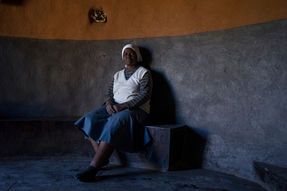 Gamuchirai dans sa maison à Gutu  © Mélanie Wenger