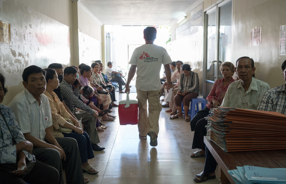 échantillon hépatite C Phnom Penh