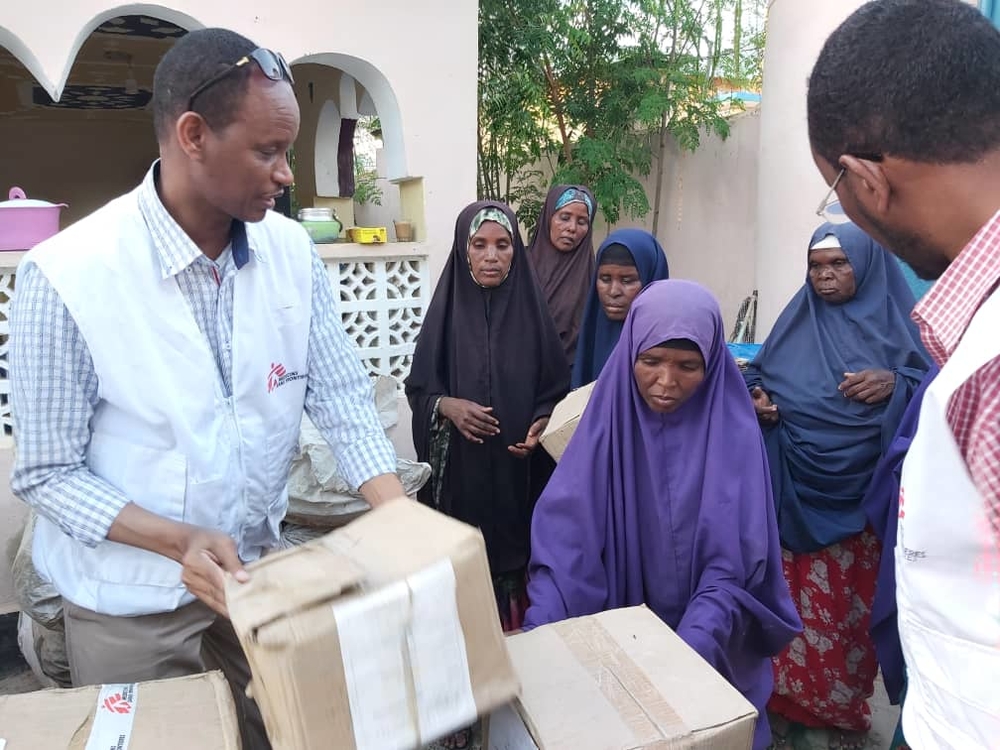 Distribution de matériel non alimentaire