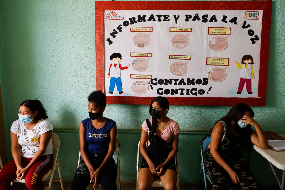 La salle d'attente de l'hôpital dans lequel les équipes MSF travaillent à Tumeremo, dans l'État de Bolivar. Venezuela. © Jesus Vargas, 1 juin 2022.