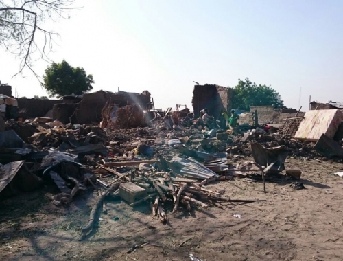 Le camp après le bombardement de l'armée nigériane ©  Mohammed Musoke/ MSF. Nigeria, 2016.