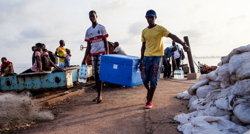 MSF vaccine contre la rougeole à Conakry, Guinée